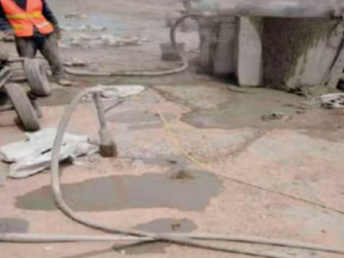 泰来水泥混凝土路面板底注浆技术 路面脱空注浆整治方案